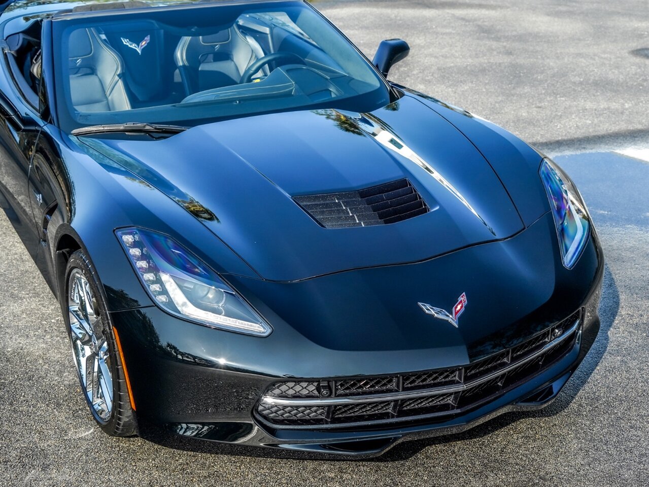 2019 Chevrolet Corvette Stingray   - Photo 7 - Bonita Springs, FL 34134