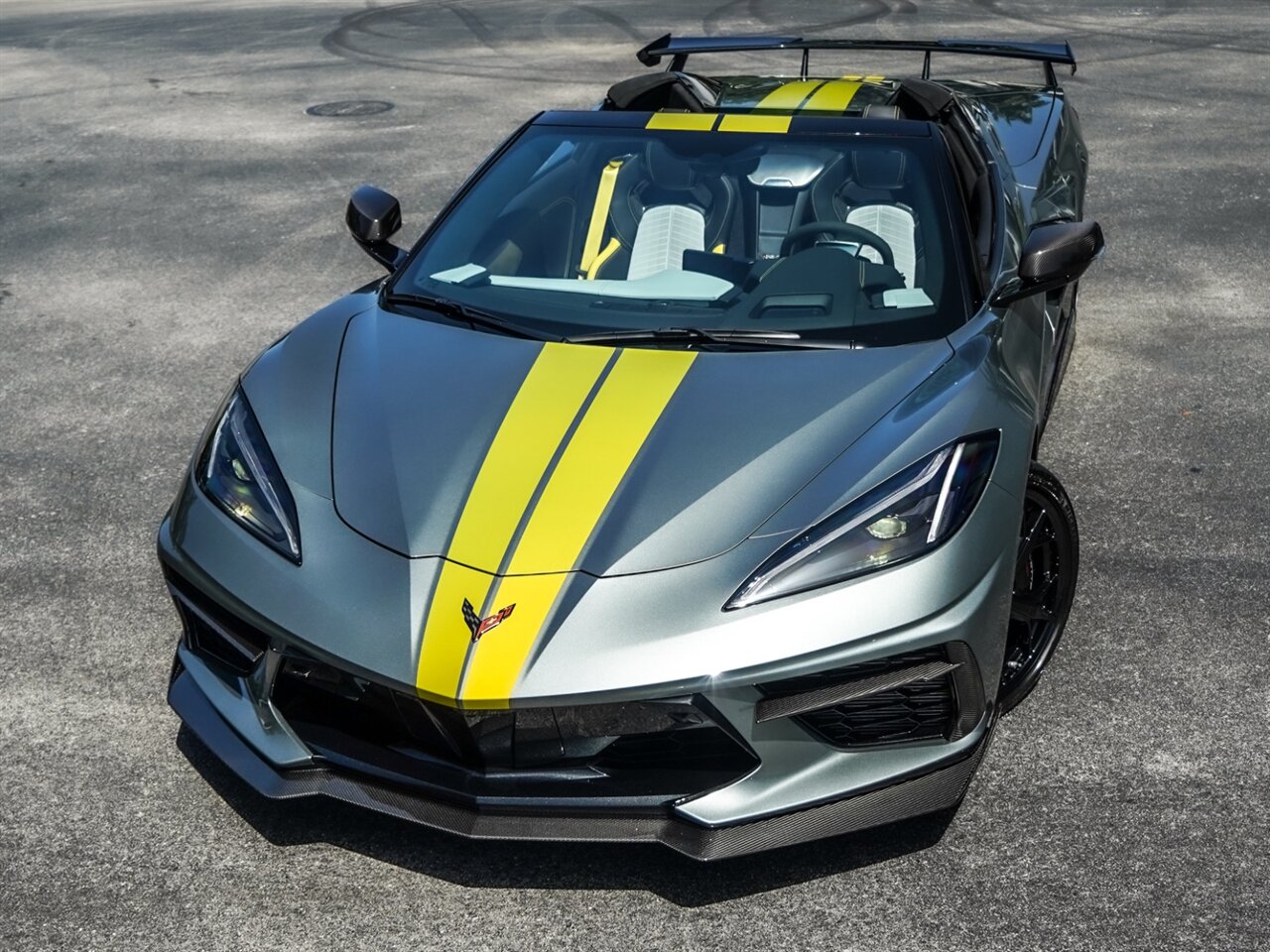 2022 Chevrolet Corvette C8.R   - Photo 9 - Bonita Springs, FL 34134