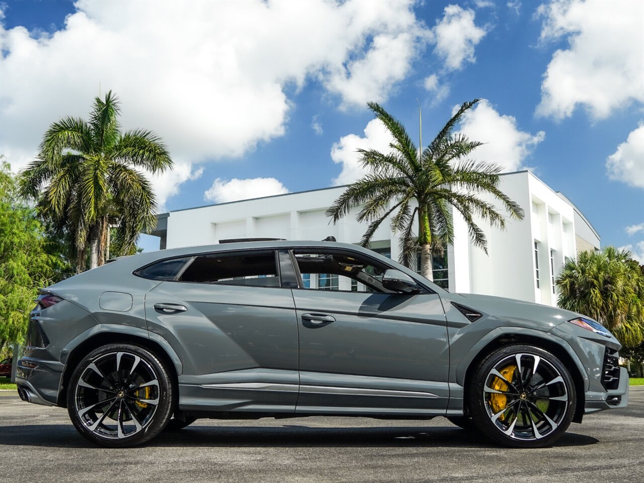 2021 Lamborghini Urus   - Photo 43 - Bonita Springs, FL 34134