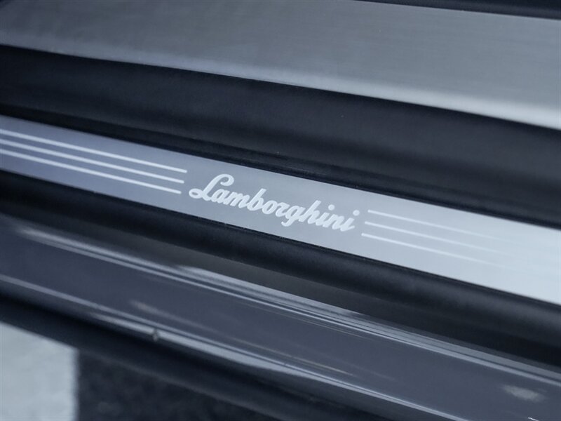 2021 Lamborghini Urus - Photo 25 - Bonita Springs, FL 34134