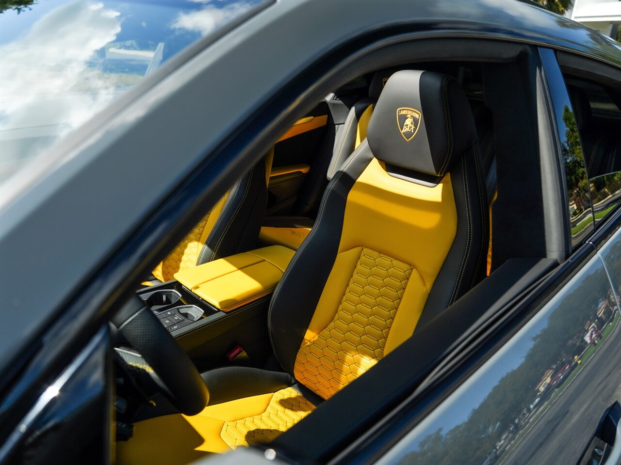 2021 Lamborghini Urus   - Photo 8 - Bonita Springs, FL 34134