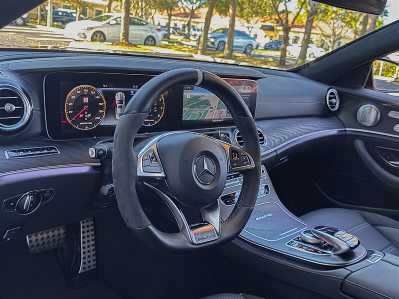2018 Mercedes-Benz AMG E 63 S   - Photo 12 - Bonita Springs, FL 34134