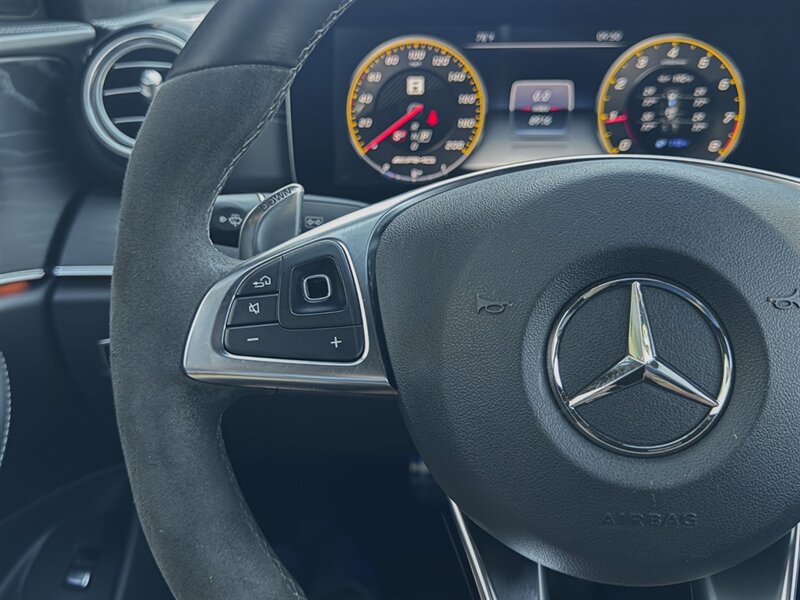 2018 Mercedes-Benz AMG E 63 S   - Photo 35 - Bonita Springs, FL 34134