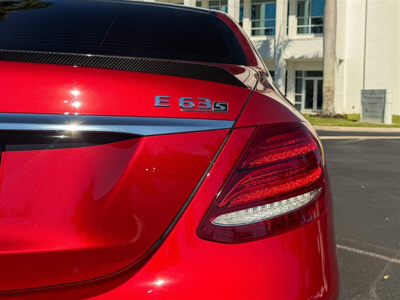 2018 Mercedes-Benz AMG E 63 S   - Photo 59 - Bonita Springs, FL 34134