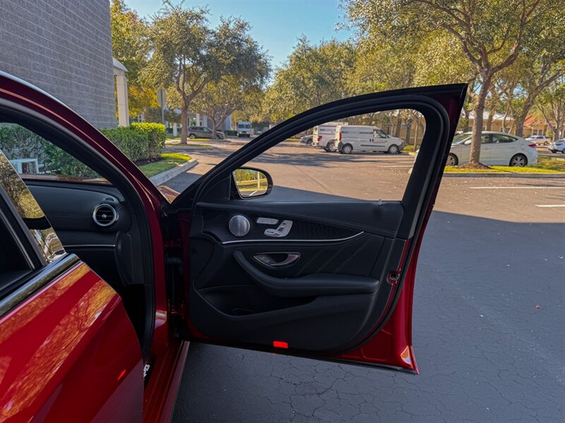 2018 Mercedes-Benz AMG E 63 S   - Photo 37 - Bonita Springs, FL 34134