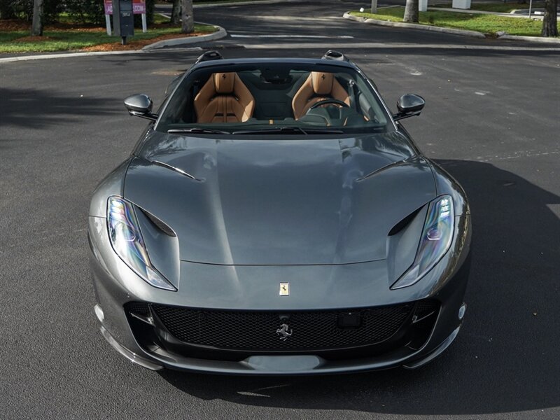 2023 Ferrari 812 GTS - Photo 5 - Bonita Springs, FL 34134