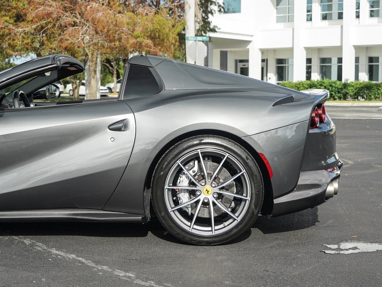 2023 Ferrari 812 GTS   - Photo 53 - Bonita Springs, FL 34134