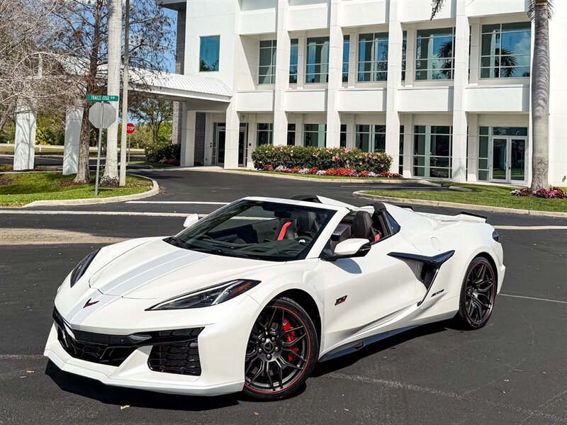 2023 Chevrolet Corvette Z06 - Photo 9 - Bonita Springs, FL 34134