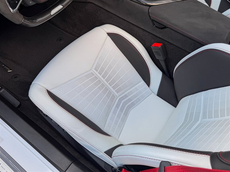 2023 Chevrolet Corvette Z06 - Photo 23 - Bonita Springs, FL 34134