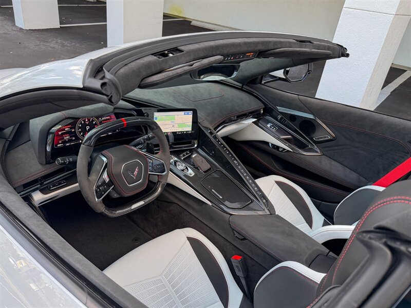 2023 Chevrolet Corvette Z06 - Photo 2 - Bonita Springs, FL 34134