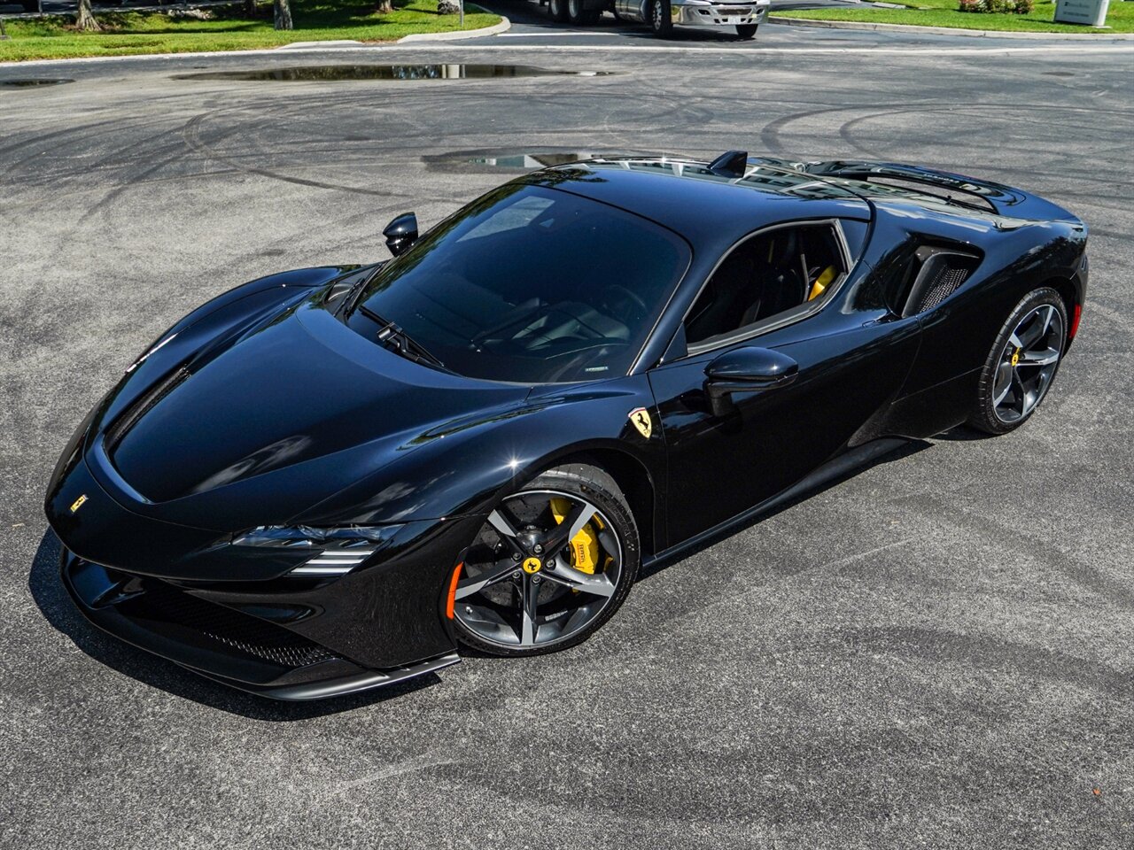 2022 Ferrari SF90 Stradale   - Photo 46 - Bonita Springs, FL 34134