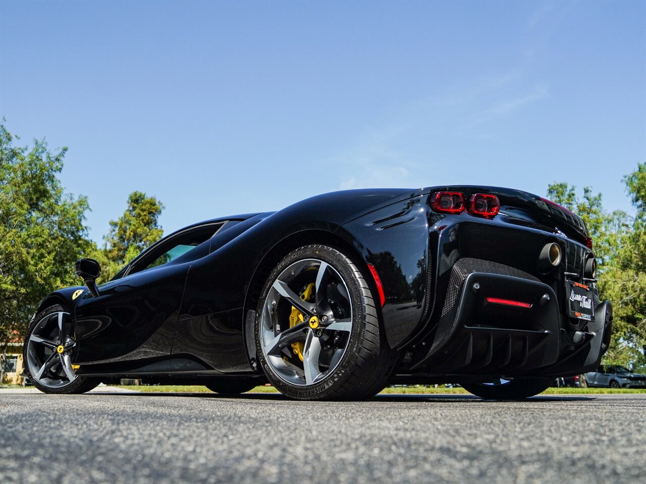 2022 Ferrari SF90 Stradale   - Photo 49 - Bonita Springs, FL 34134