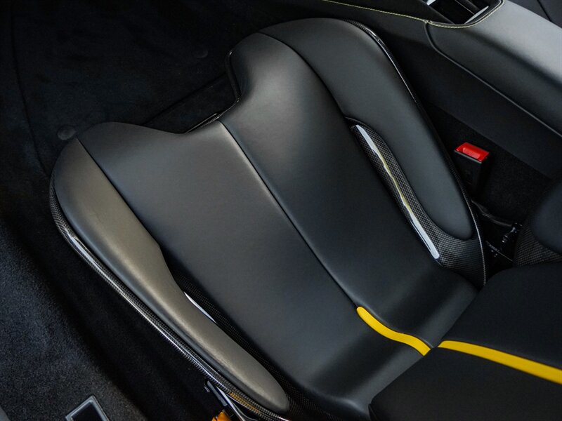 2022 Ferrari SF90 Stradale - Photo 18 - Bonita Springs, FL 34134