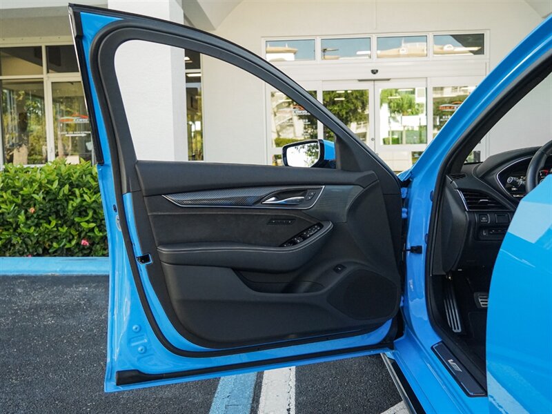 2023 Cadillac CT5-V Blackwing - Photo 29 - Bonita Springs, FL 34134