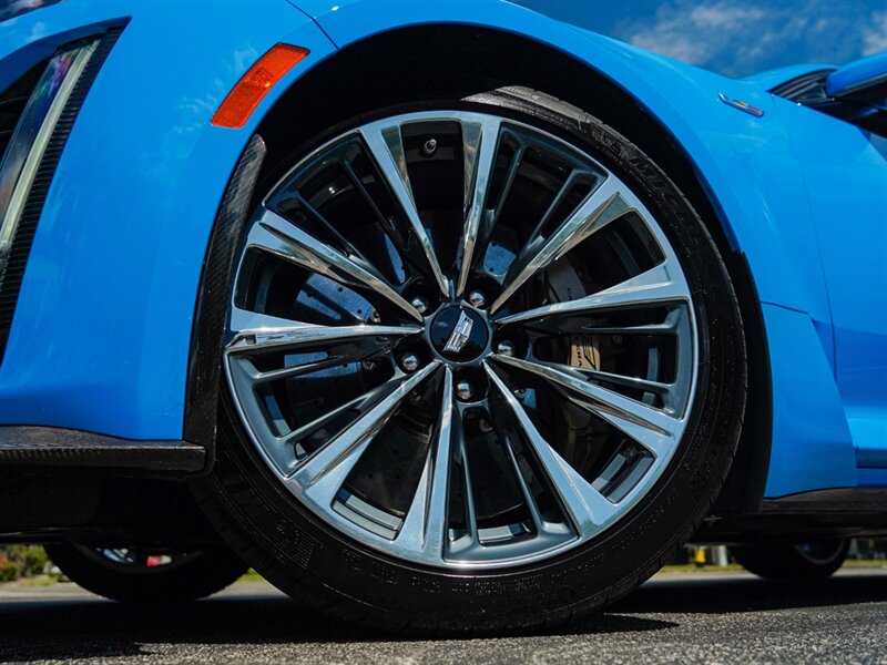 2023 Cadillac CT5-V Blackwing - Photo 13 - Bonita Springs, FL 34134