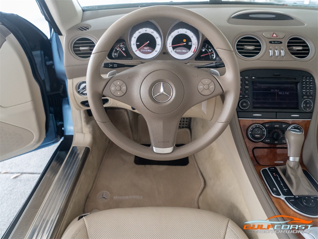 2012 Mercedes-Benz SL 550   - Photo 17 - Bonita Springs, FL 34134