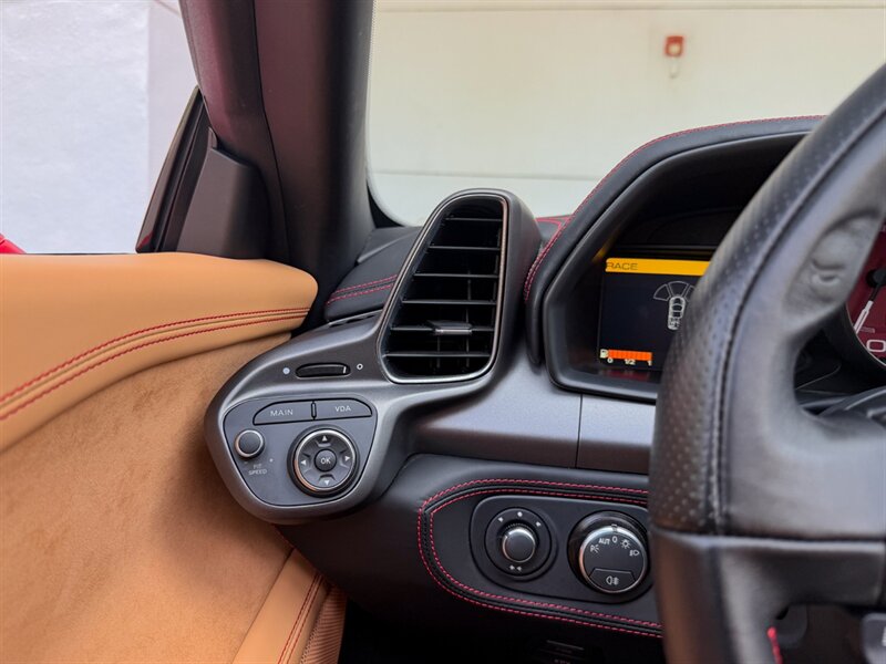 2012 Ferrari 458 Spider - Photo 19 - Bonita Springs, FL 34134