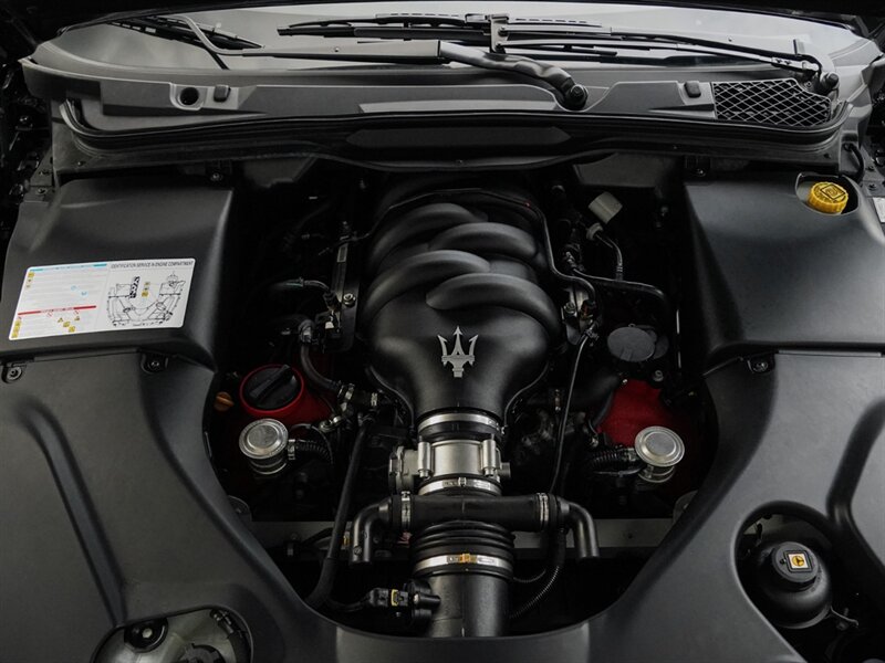 2018 Maserati GranTurismo Sport   - Photo 39 - Bonita Springs, FL 34134