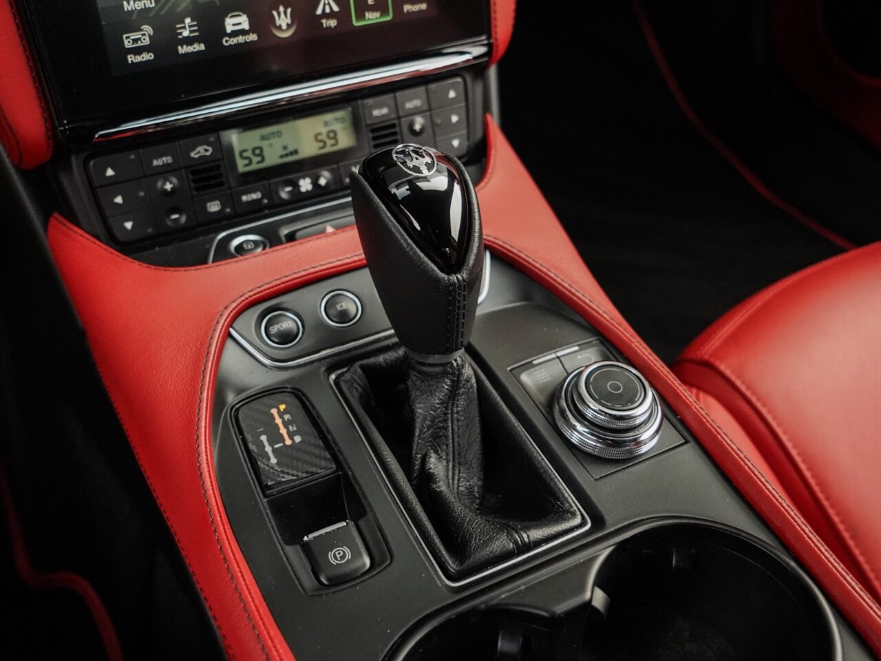 2018 Maserati GranTurismo Sport   - Photo 21 - Bonita Springs, FL 34134