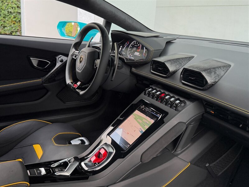 2021 Lamborghini Huracan EVO   - Photo 36 - Bonita Springs, FL 34134