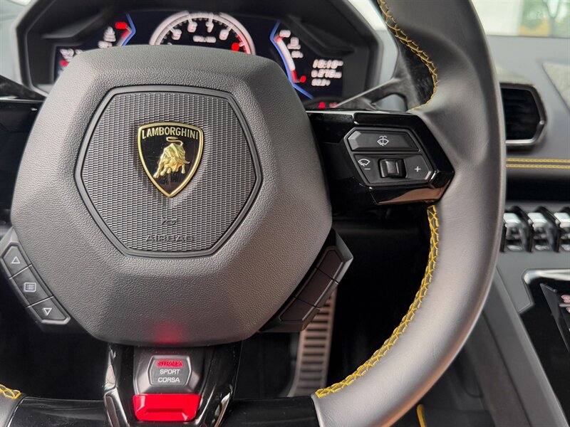 2021 Lamborghini Huracan EVO   - Photo 30 - Bonita Springs, FL 34134