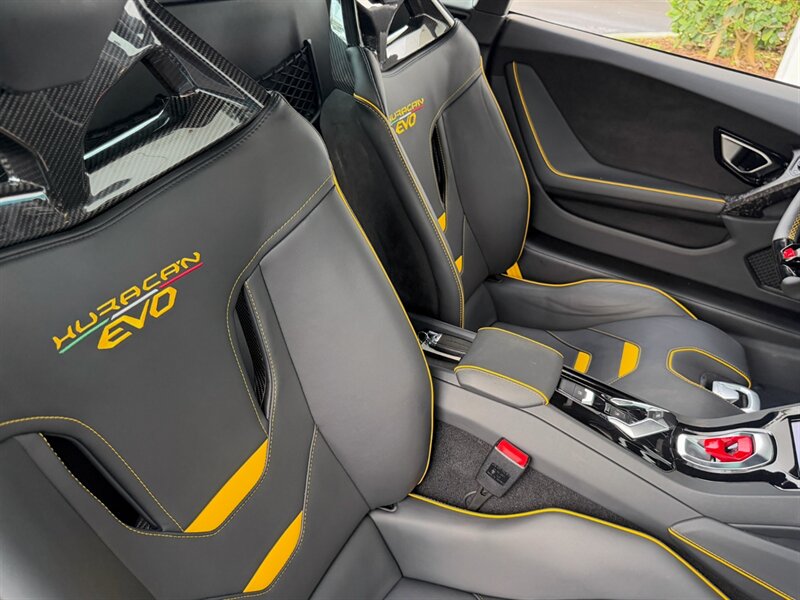 2021 Lamborghini Huracan EVO   - Photo 35 - Bonita Springs, FL 34134