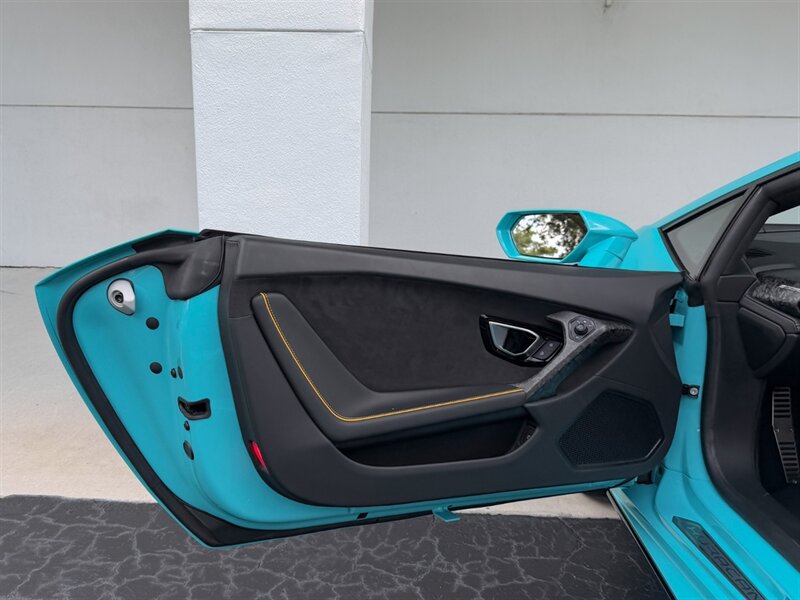 2021 Lamborghini Huracan EVO   - Photo 25 - Bonita Springs, FL 34134