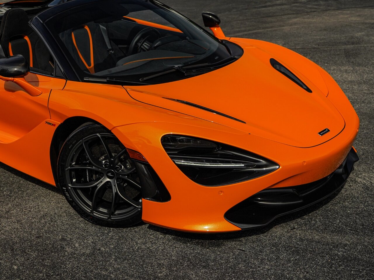 2020 McLaren 720S Spider Performance   - Photo 70 - Bonita Springs, FL 34134