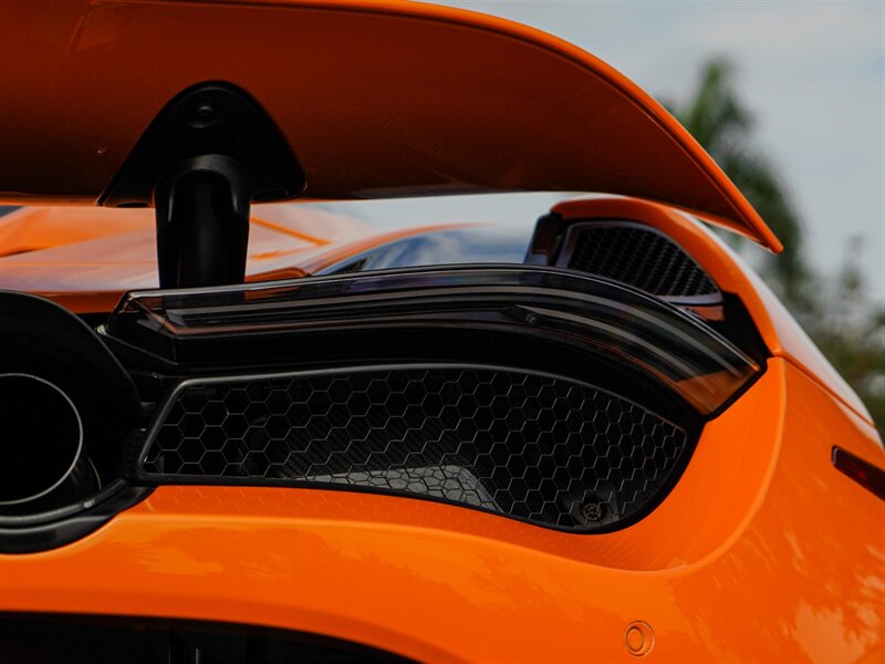 2020 McLaren 720S Spider Performance - Photo 61 - Bonita Springs, FL 34134