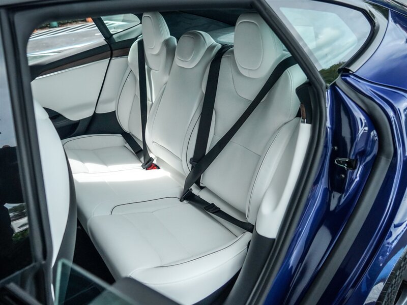 2021 Tesla Model S Plaid - Photo 21 - Bonita Springs, FL 34134