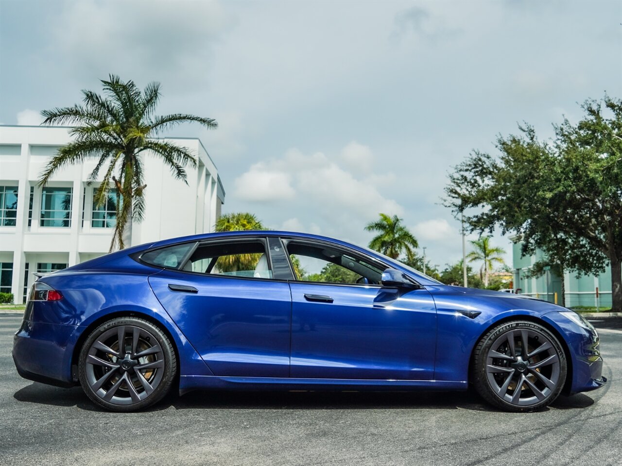 2021 Tesla Model S Plaid   - Photo 40 - Bonita Springs, FL 34134