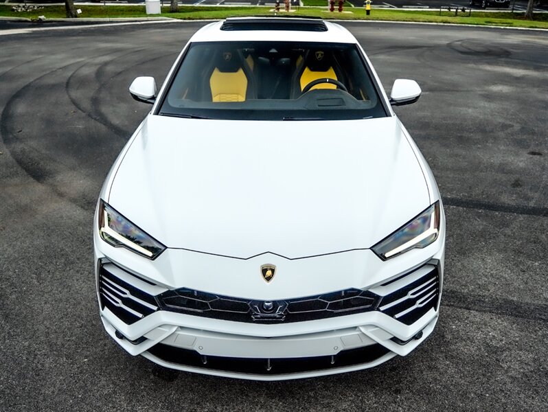 2022 Lamborghini Urus   - Photo 4 - Bonita Springs, FL 34134