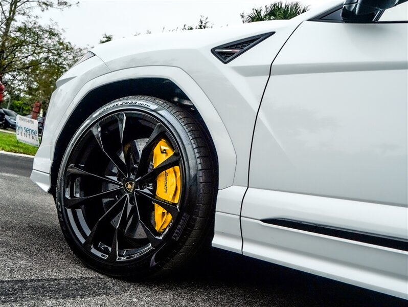 2022 Lamborghini Urus - Photo 39 - Bonita Springs, FL 34134