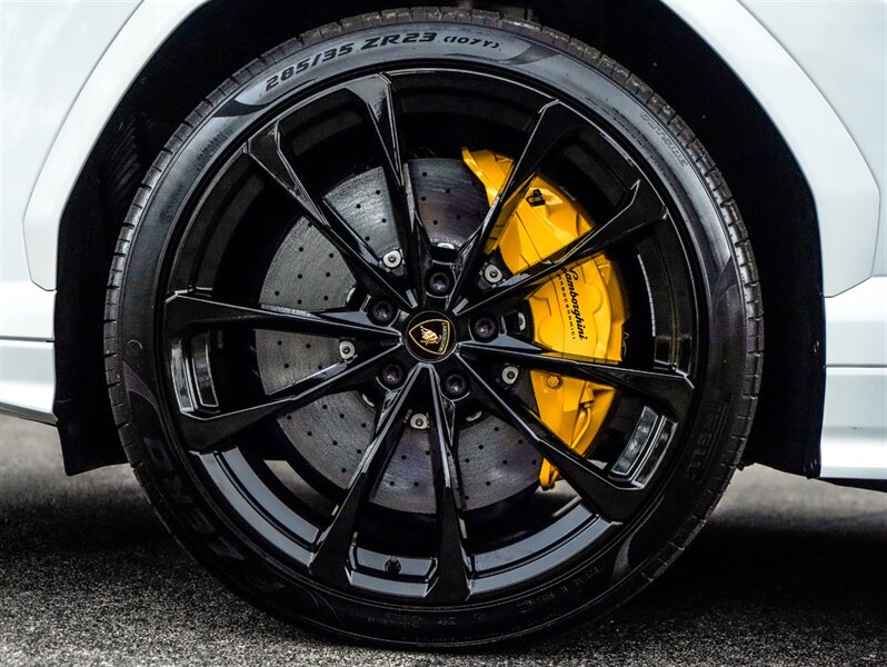 2022 Lamborghini Urus - Photo 36 - Bonita Springs, FL 34134