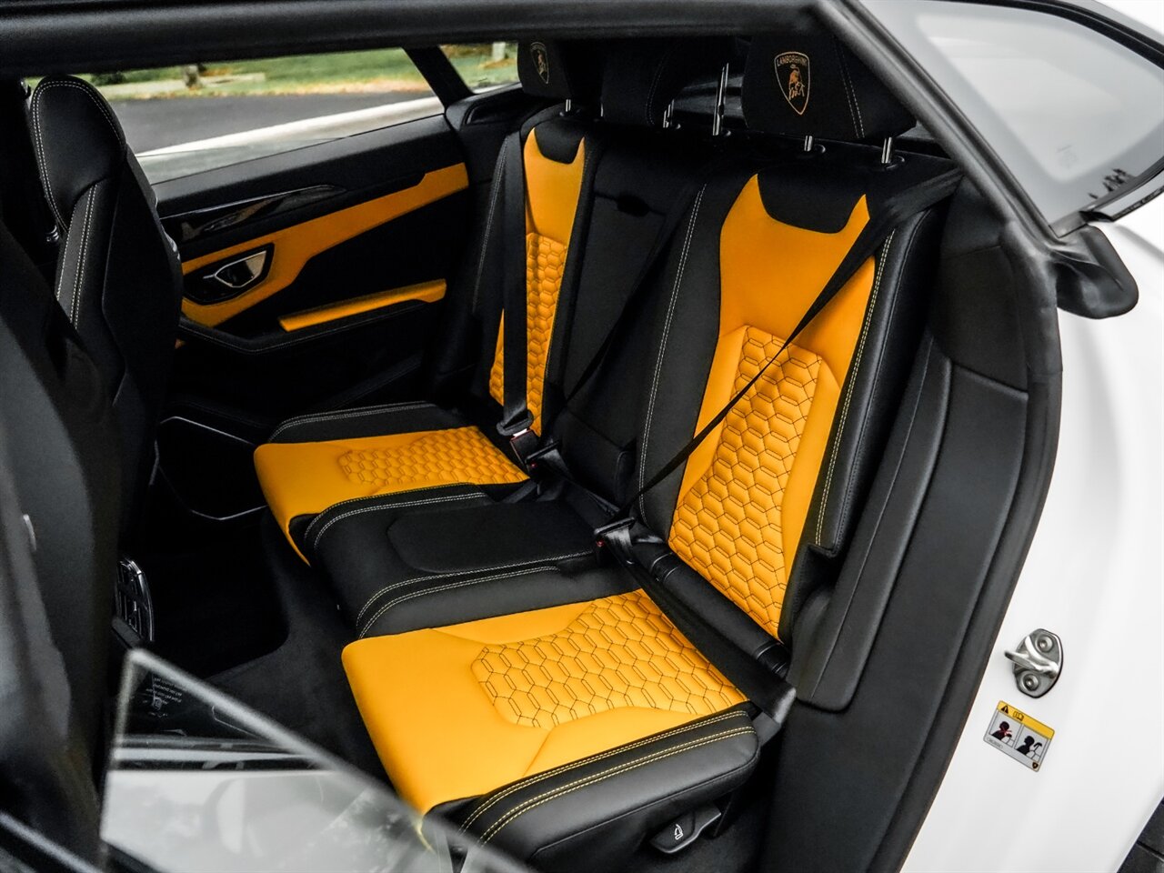 2022 Lamborghini Urus   - Photo 20 - Bonita Springs, FL 34134