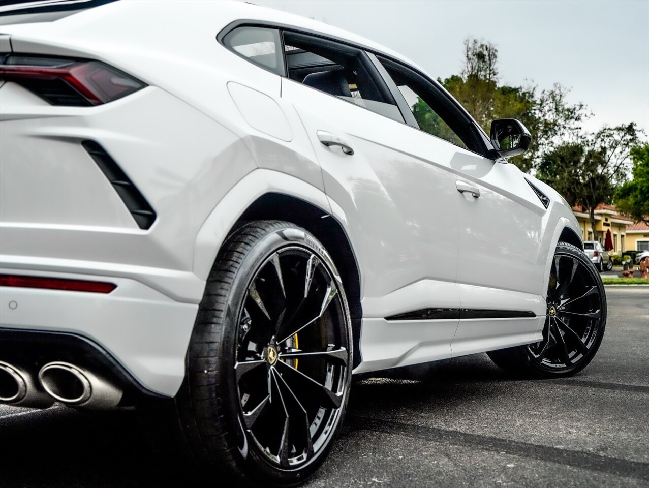 2022 Lamborghini Urus   - Photo 45 - Bonita Springs, FL 34134