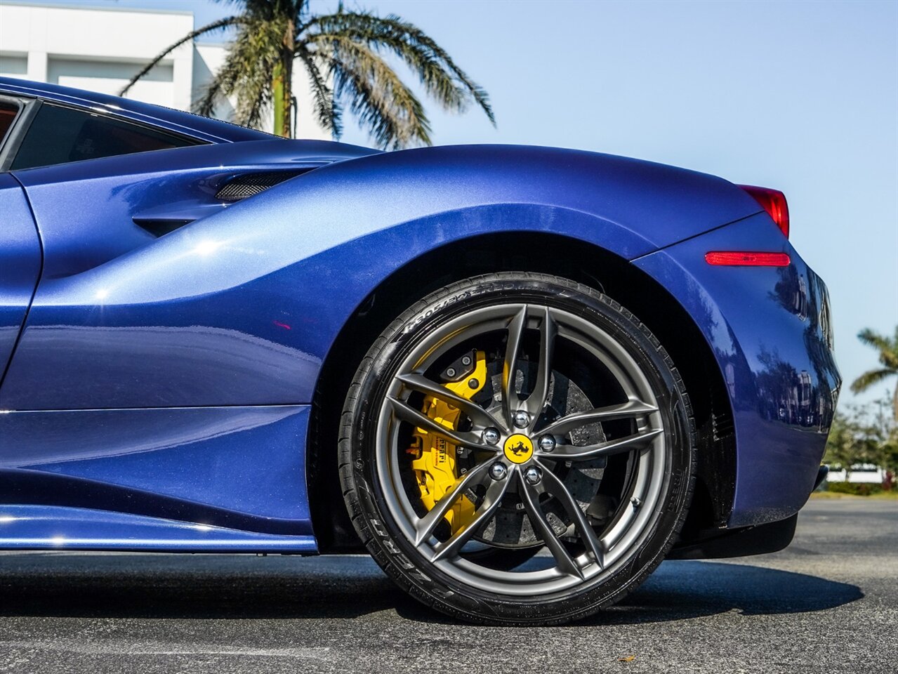 2016 Ferrari 488 GTB   - Photo 33 - Bonita Springs, FL 34134