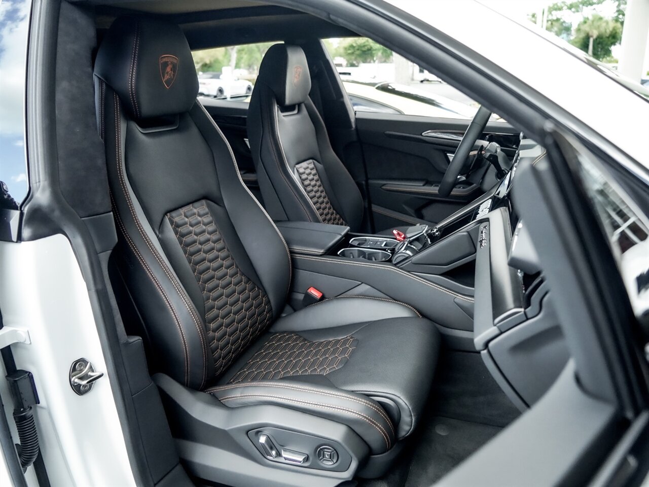 2021 Lamborghini Urus   - Photo 27 - Bonita Springs, FL 34134