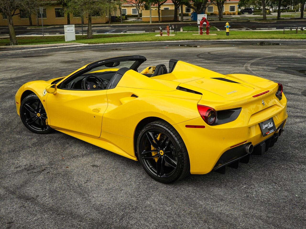 2018 Ferrari 488 Spider   - Photo 47 - Bonita Springs, FL 34134