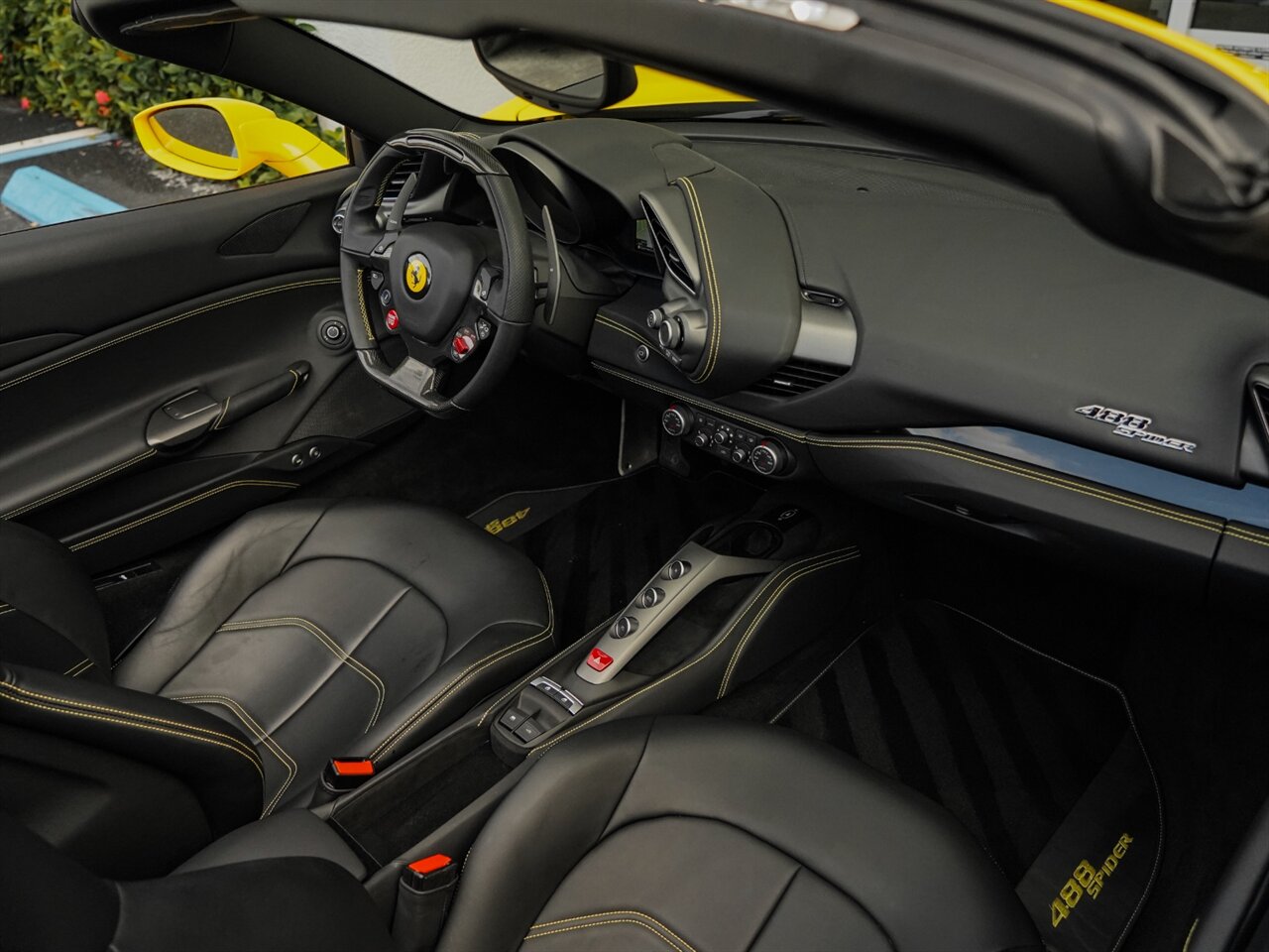 2018 Ferrari 488 Spider   - Photo 26 - Bonita Springs, FL 34134