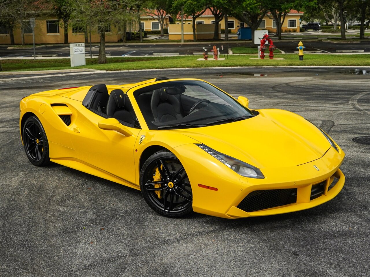 2018 Ferrari 488 Spider   - Photo 72 - Bonita Springs, FL 34134