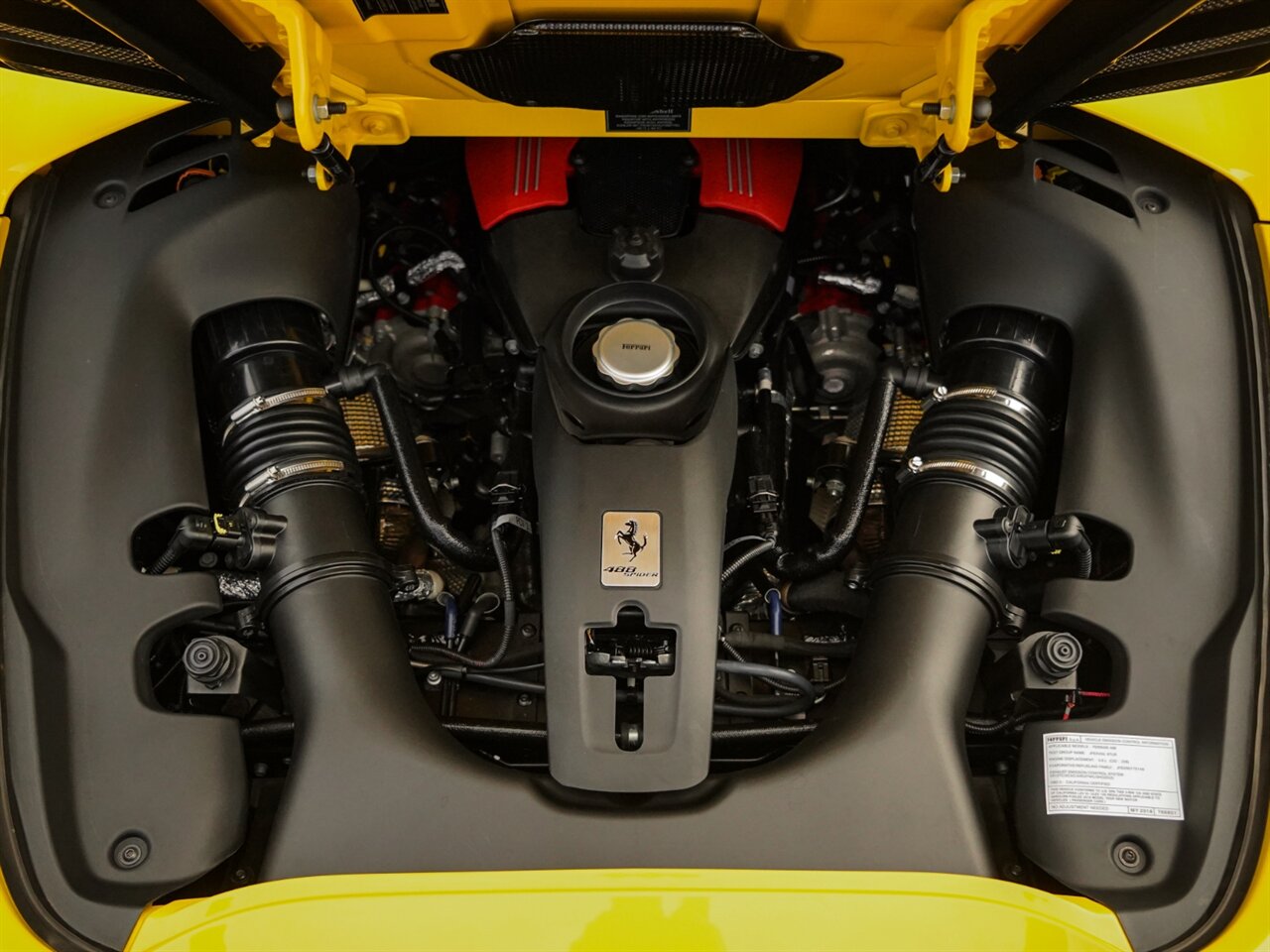 2018 Ferrari 488 Spider   - Photo 35 - Bonita Springs, FL 34134