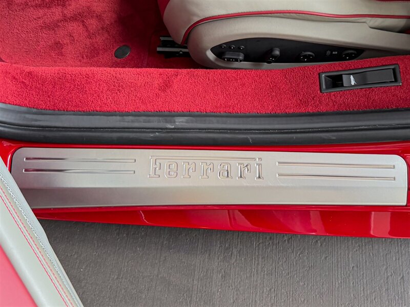 2013 Ferrari 458 Spider - Photo 20 - Bonita Springs, FL 34134