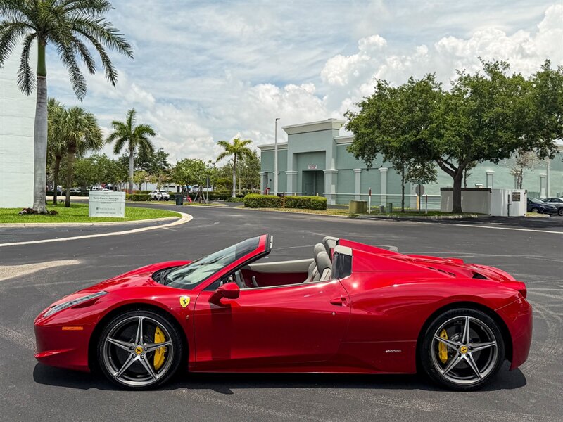 2013 Ferrari 458 Spider - Photo 36 - Bonita Springs, FL 34134