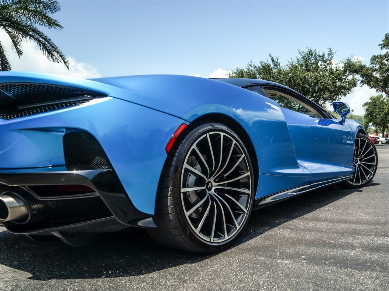 2020 McLaren GT   - Photo 38 - Bonita Springs, FL 34134