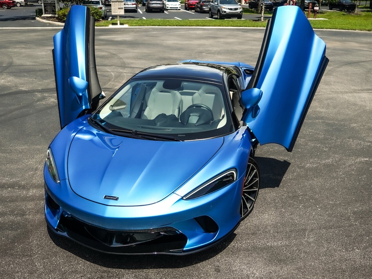 2020 McLaren GT   - Photo 9 - Bonita Springs, FL 34134