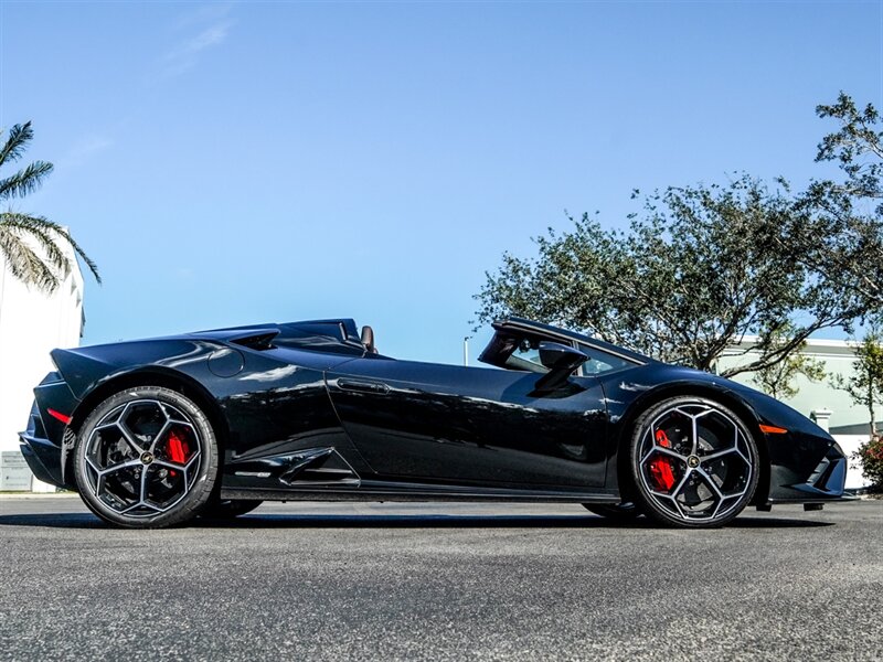 2022 Lamborghini Huracan EVO Spyder - Photo 43 - Bonita Springs, FL 34134