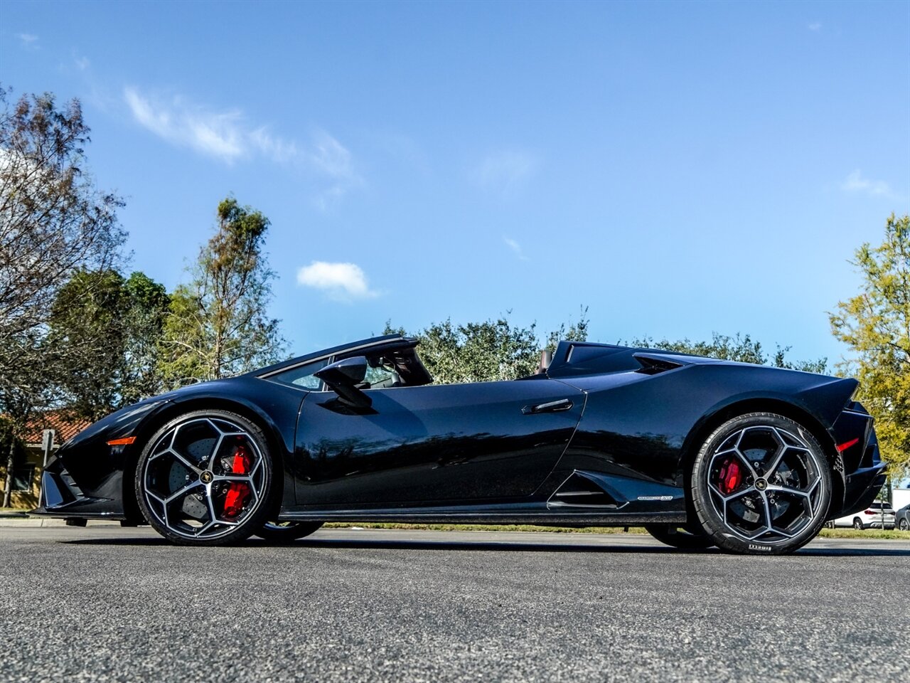 2022 Lamborghini Huracan EVO Spyder   - Photo 33 - Bonita Springs, FL 34134