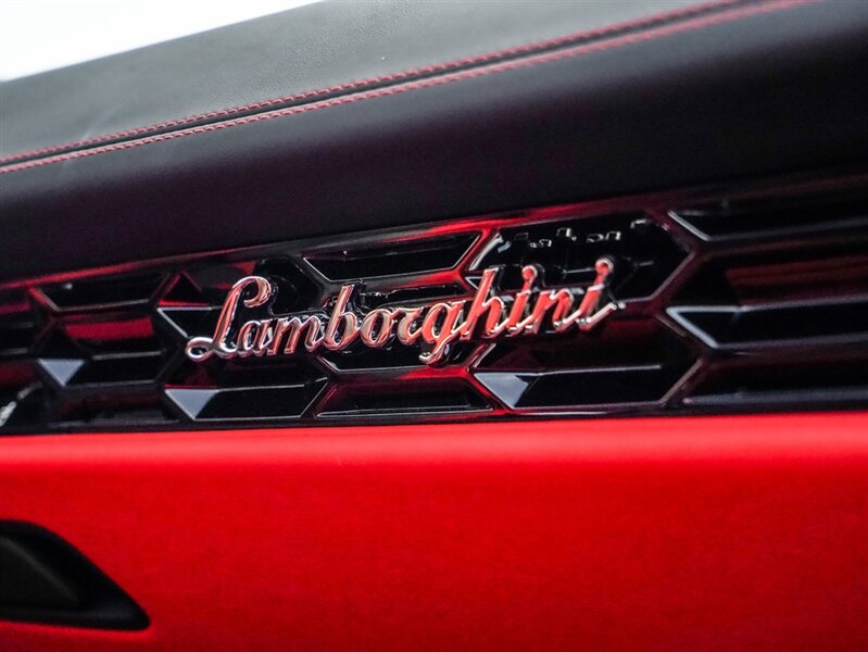 2022 Lamborghini Huracan EVO Spyder - Photo 27 - Bonita Springs, FL 34134