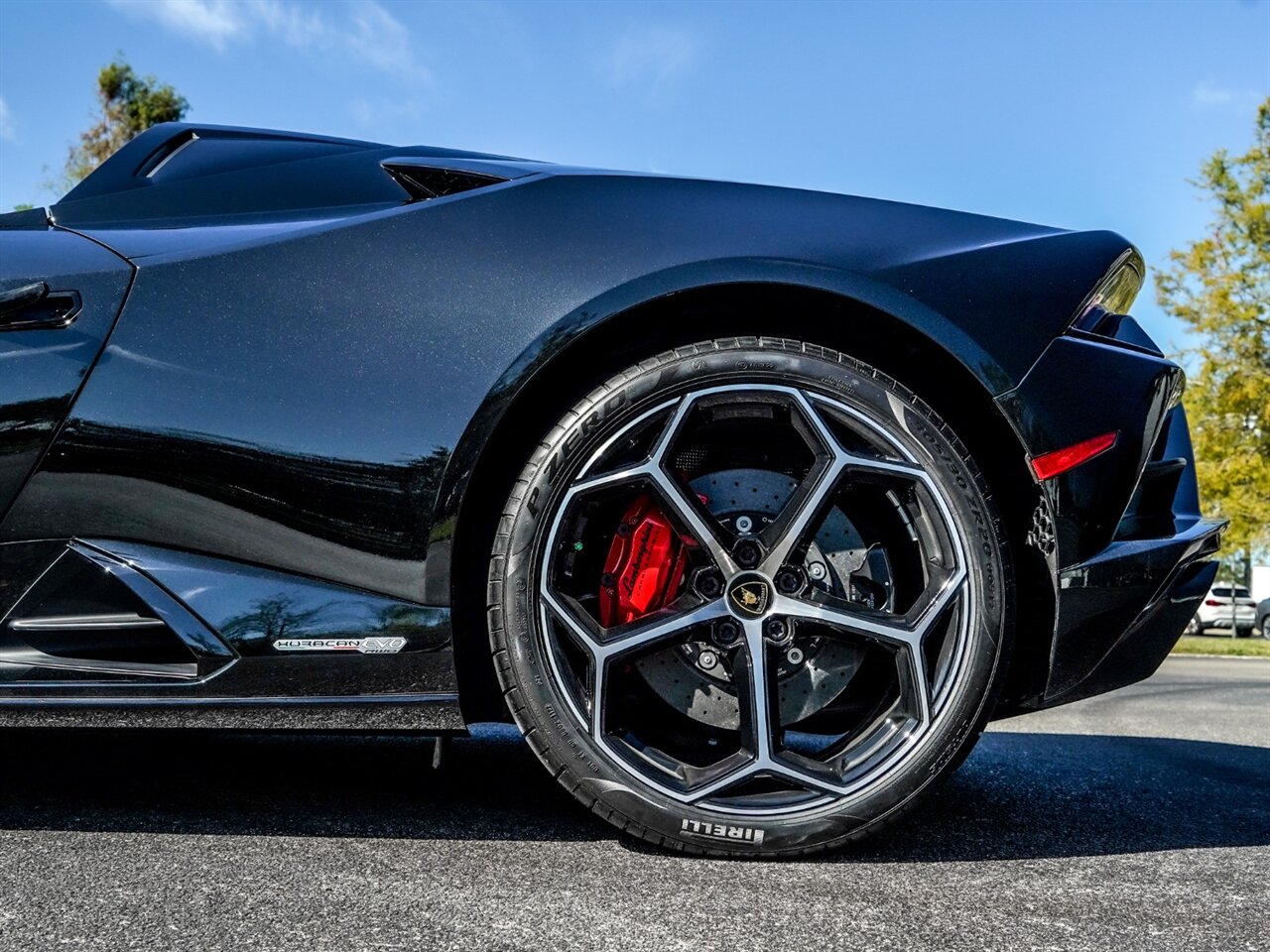 2022 Lamborghini Huracan EVO Spyder   - Photo 36 - Bonita Springs, FL 34134